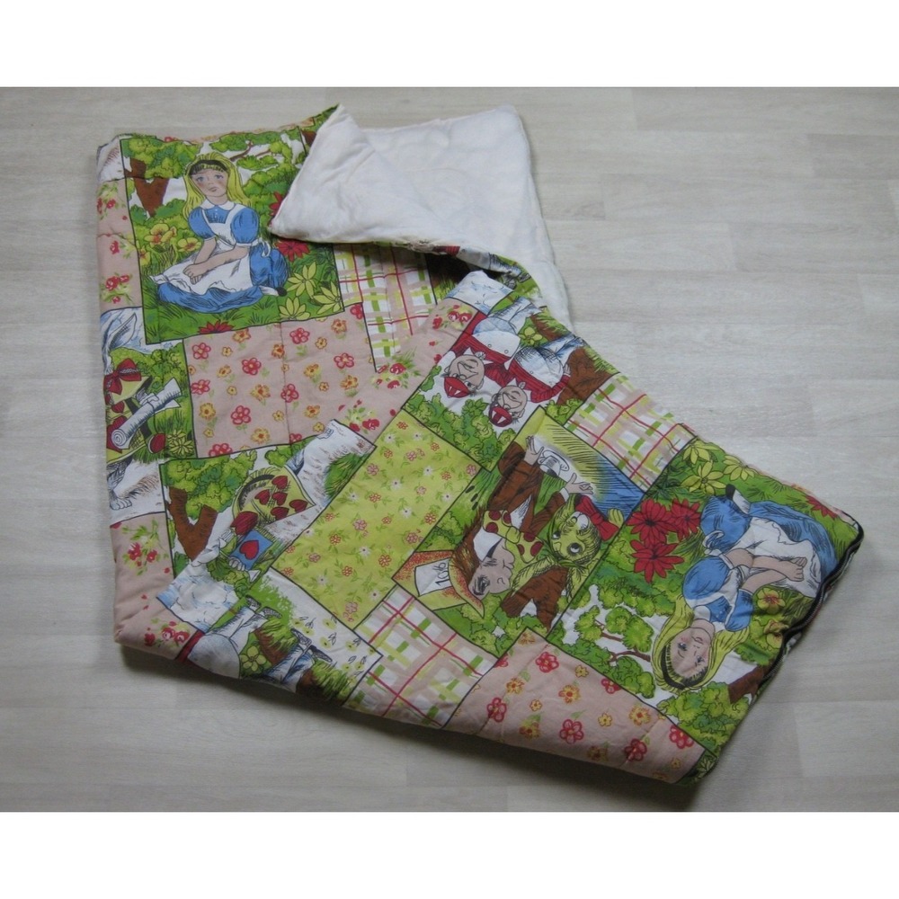 Vintage‎ 1970s Sears Disney Alice in Wonderland Sleeping Bag Lewis Carroll